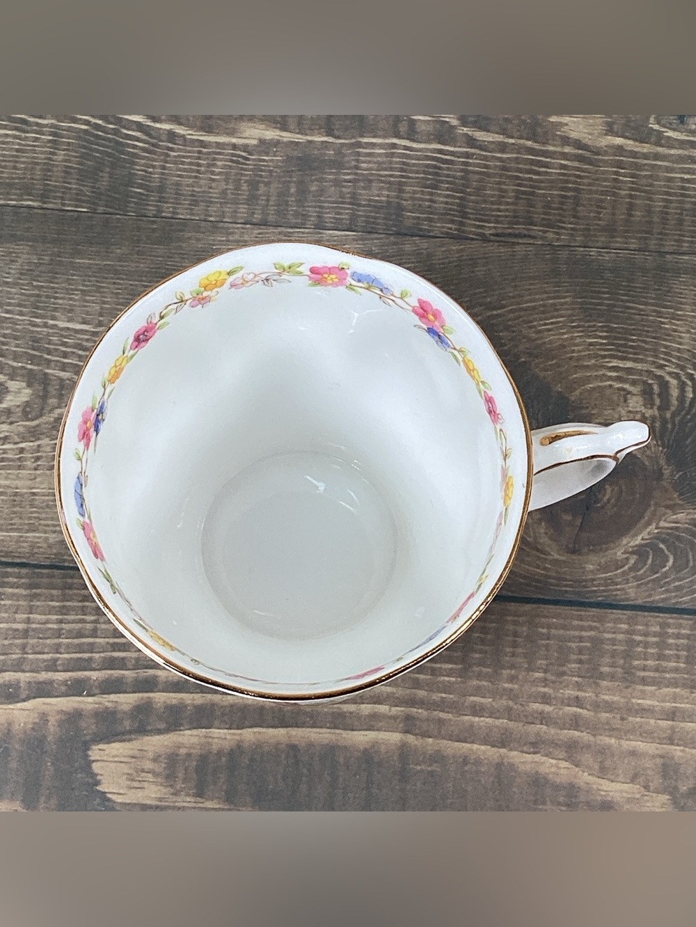 Vintage Bell Fine Bone China England ‘Rose Cottage’ Pattern Tea Cup & Saucer Set - Picture 12 of 16